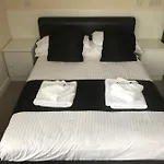 Otel The Old Bank House Grouville