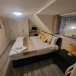 Otel The Old Bank House Grouville