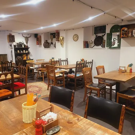 The Old Bank House Otel