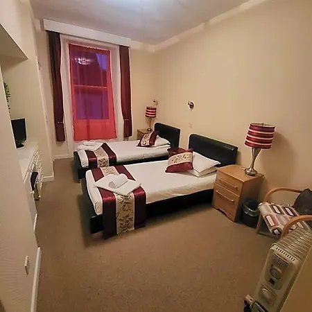 Old Bank House Hotel