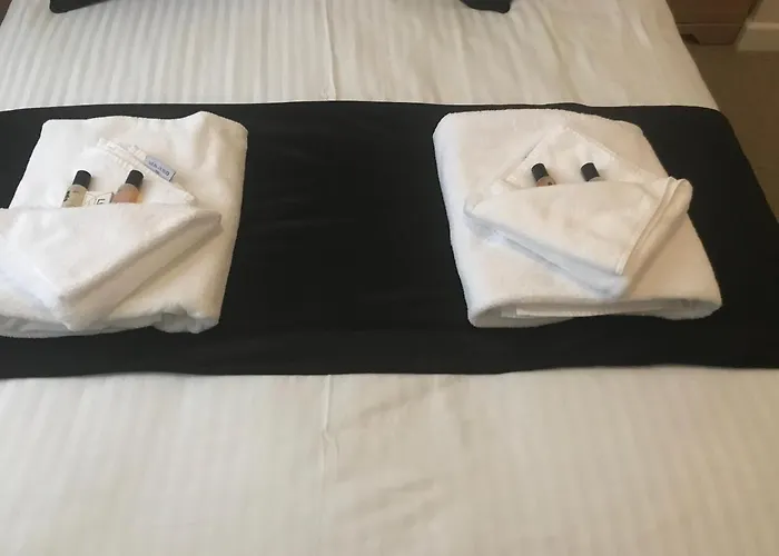 Old Bank House Hotel Grouville