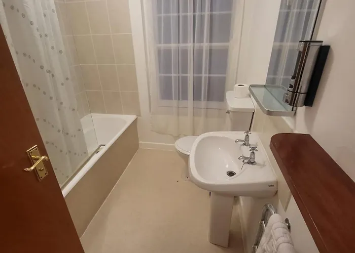 The Old Bank House Hotel 2*