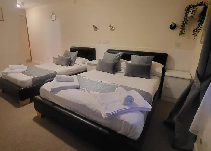 The Old Bank House Hotel 2*