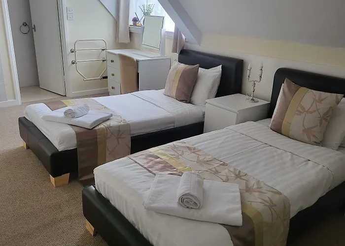 The Old Bank House 2* Grouville