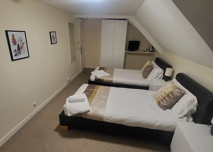 Hotel Old Bank House 2*