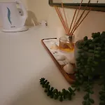 Hotel The Old Bank House 2*