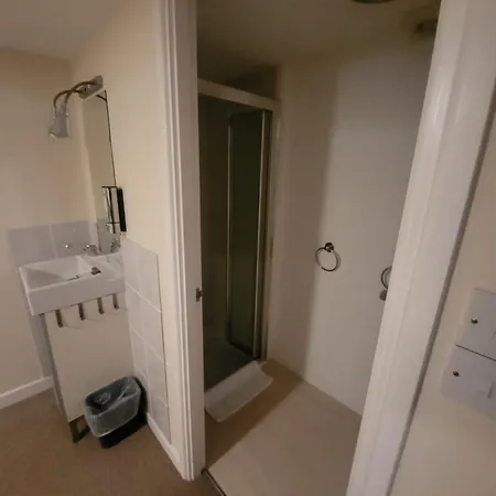 فندق The Old Bank House