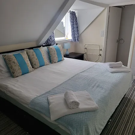 The Old Bank House فندق