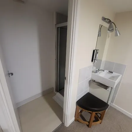 فندق The Old Bank House 2*