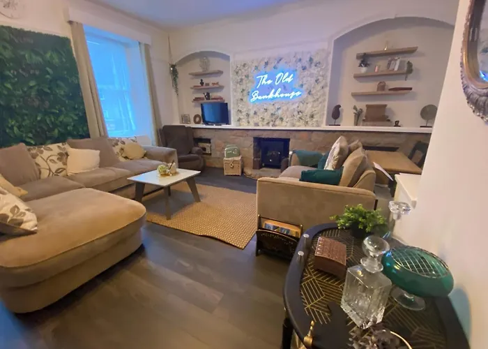 The Old Bank House Hotel